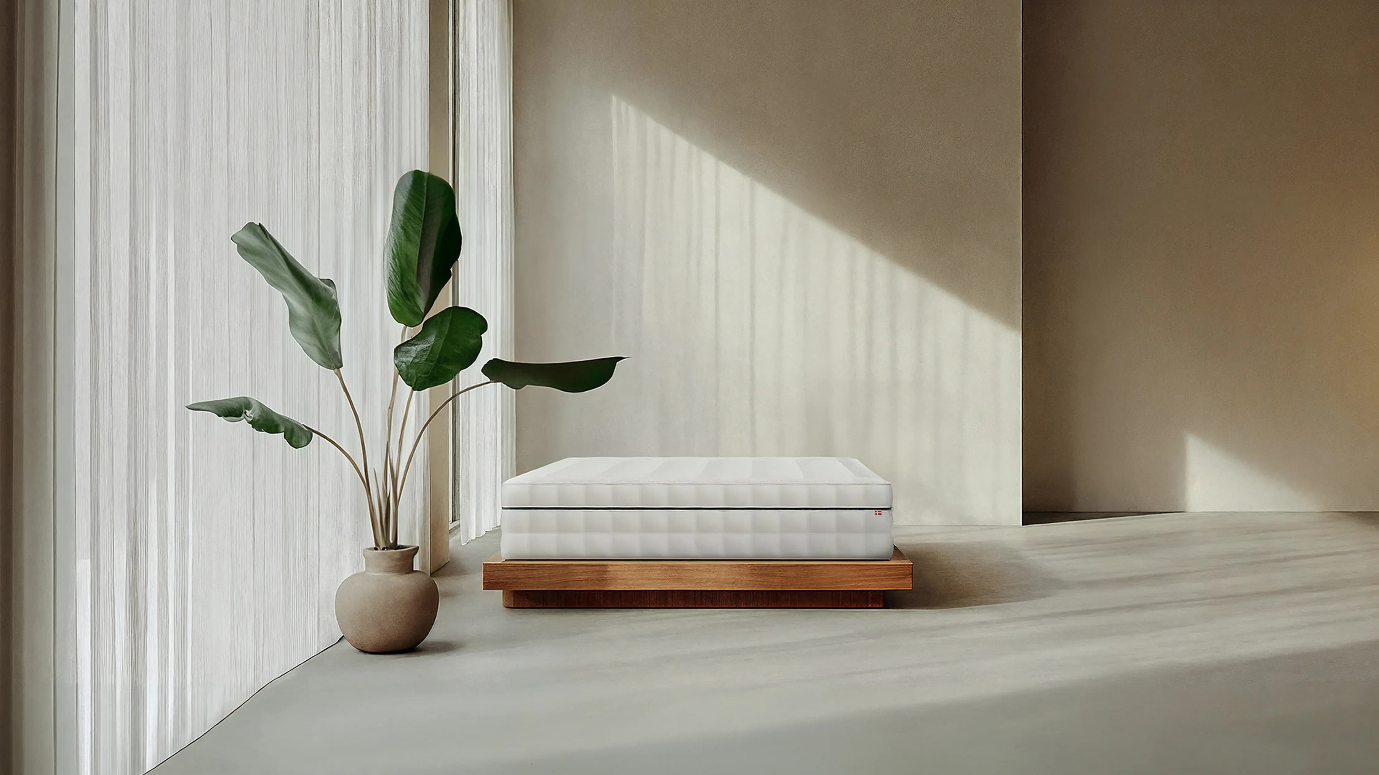 MUUNBASE Mattress Collection